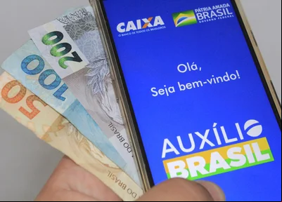 Auxílio Brasil