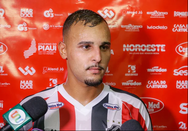 Iago Felipe, volante do River