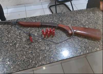Material apreendido pela Polícia Civil