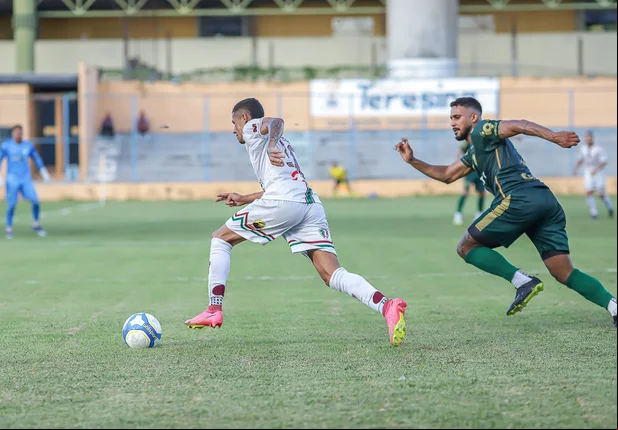 Partida aconteceu no Lindolfo Monteiro