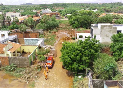 Bombeiros intensificam alertas para chuvas em Picos nesta segunda