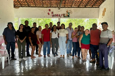 Prefeita de Lagoa do Piauí Camila Barbosa visita comunidade Bonfim