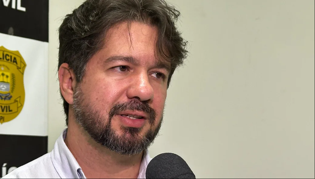 Coordenador do DENARC, Samuel Silveira