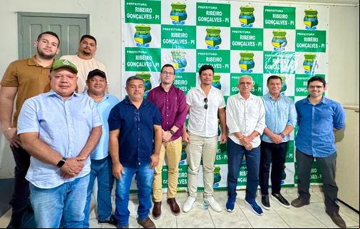 Ribeiro Gonçalves recebe empresários interessados em investir no setor agroindustrial