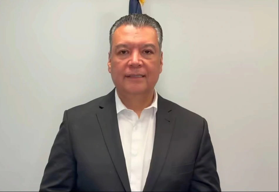 Senador Alex Padilla