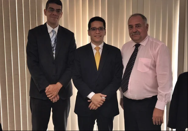 Daniel Oliveira com o diretor de Política Penitenciárias do Departamento Penitenciário Nacional,