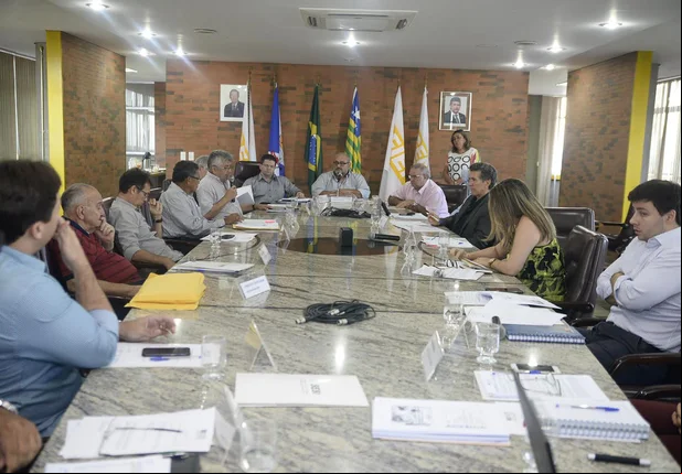 Reunião na FIEPI