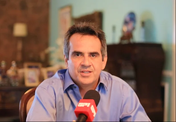 Ciro Nogueira lança mensagem de natal e ano novo